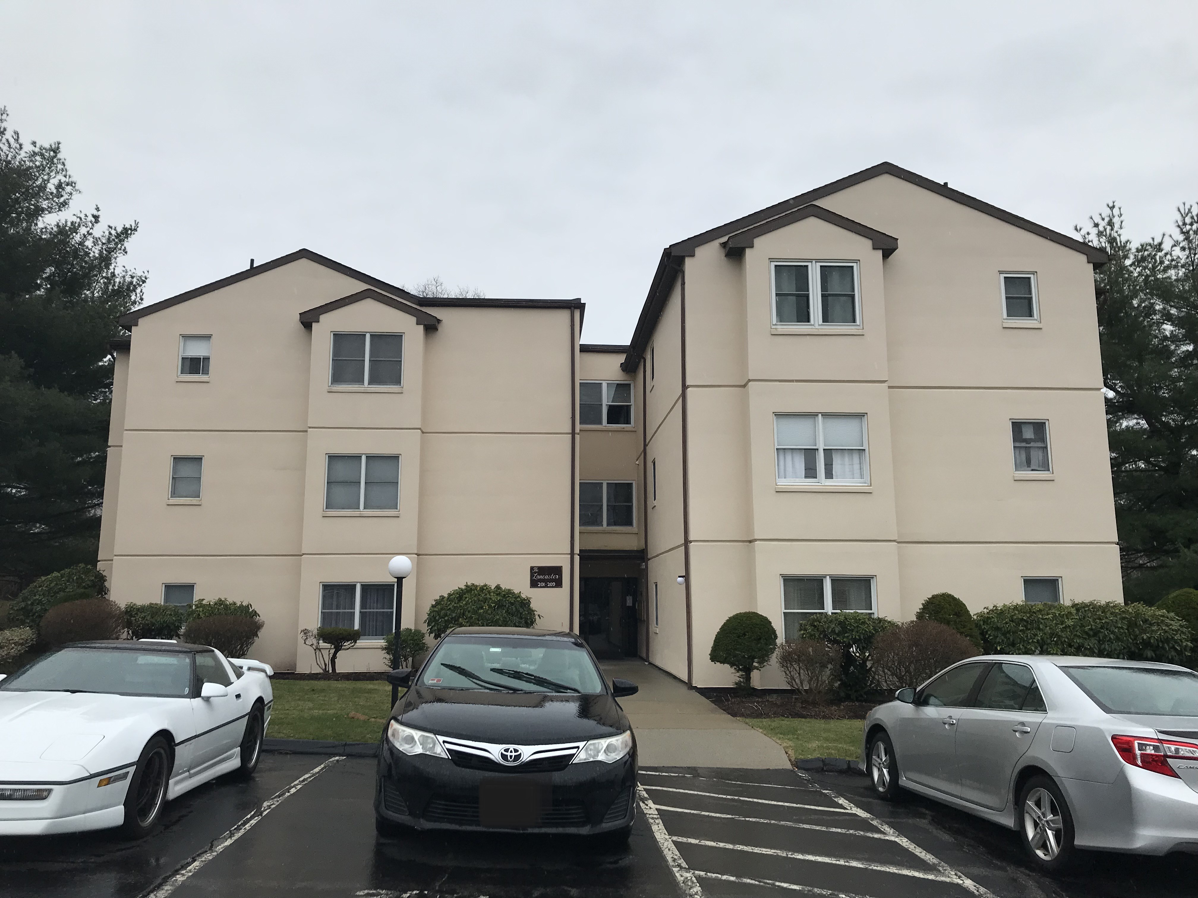 Rosewood Estate Condominiums